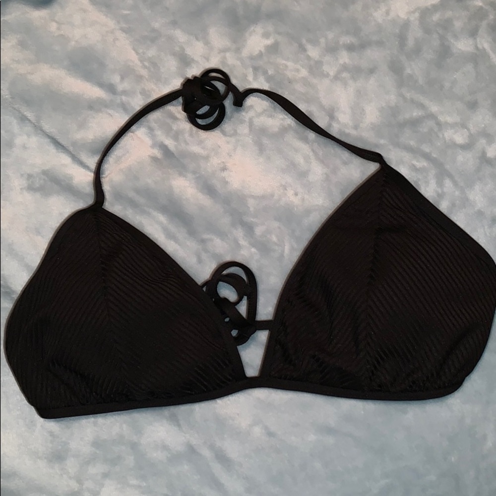 🐙Black Sring Bikini Top With Pads 🐙